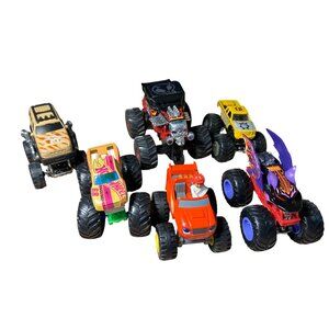 Monster Trucks Die-Cast & Plastic Toy Vehicles Lot of 6